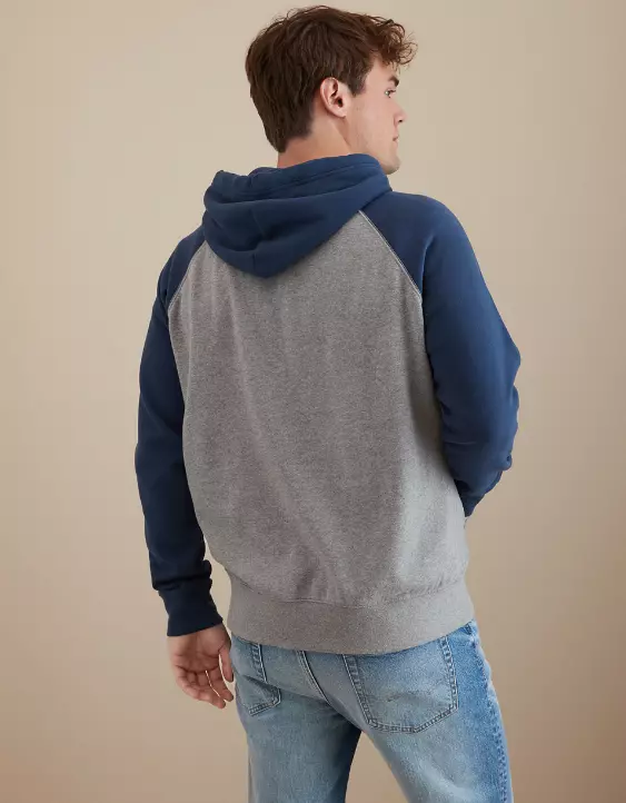 AE Super Soft Graphic Raglan Hoodie 2 AE Super Soft Graphic Raglan Hoodie - Image 2