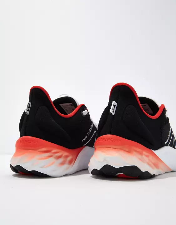 New Balance Men's Fresh Foam Roav V2 Sneaker 3 New Balance Men's Fresh Foam Roav V2 Sneaker - Image 3